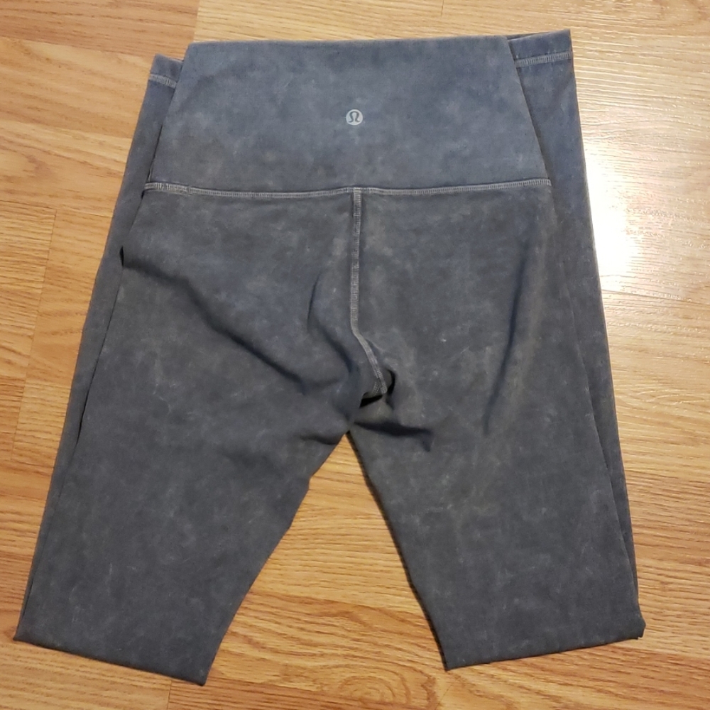 Lululemon Wunder Under